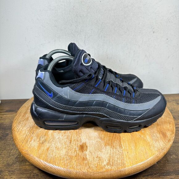 Nike Air Max 95 Essential Black Game Royal DM9104-001 Shoe Men's Size 8.5 - Picture 1 of 8